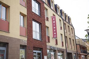 Hotel Eminent