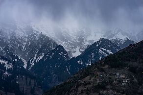 Moustache Manali