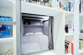 Book & Bed Tokyo Shinsaibashi - Hostel