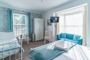 Rooms at The Highcliffe