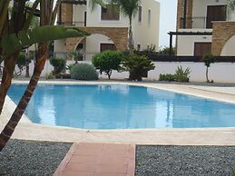 Jolie Villa
