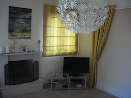 Jolie Villa