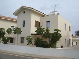 Jolie Villa
