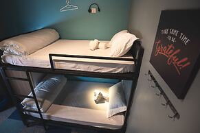 Vibrant Hostel