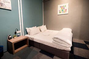 Vibrant Hostel