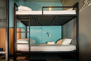 Vibrant Hostel
