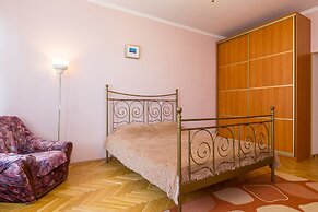 Holiday Apartment near Moscow River