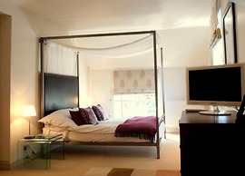 Hunters Rest Inn