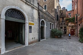 Palazzina Canal
