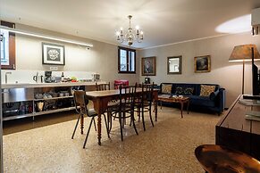 Palazzo Ca' Moro apartments