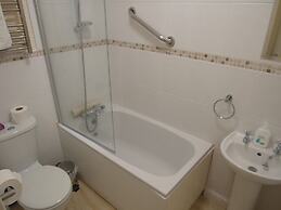 Woodcliffe Holiday Apartments