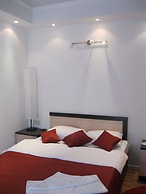 Stolichnaya Hotel