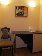 Stolichnaya Hotel