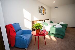 DaVinci Hotel