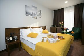DaVinci Hotel