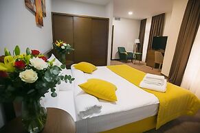 DaVinci Hotel