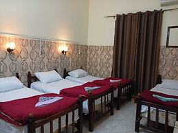 New Palace Hotel