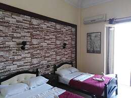 New Palace Hotel