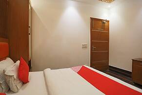OYO 15183 JJK Home Stay