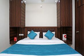 OYO 8590 Hotel Sea