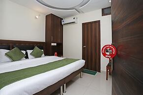 OYO 8590 Hotel Sea