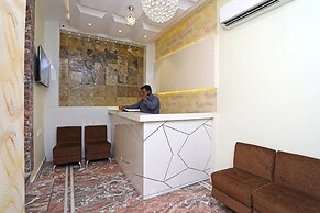 OYO 15617 Abi's Inn