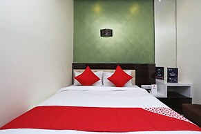 OYO 15617 Abi's Inn
