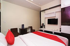OYO 15617 Abi's Inn