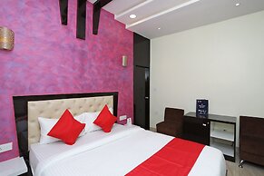 OYO 15617 Abi's Inn