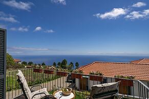 Quinta Inácia by Our Madeira