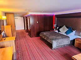Blanco's Hotel Port Talbot