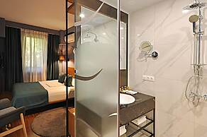 Elle Boutique Hotel