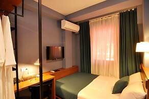 Elle Boutique Hotel