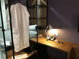 Elle Boutique Hotel