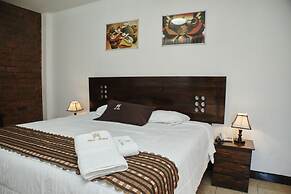 Bris Hotel