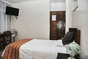 Bris Hotel
