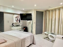 Residence Adam & Eve