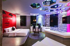 Plein Hotel