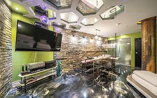 Plein Hotel