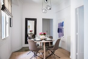 Virtue by Stylish Stays