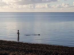 Vaiula Beach Fales