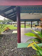 Vaiula Beach Fales
