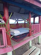 Vaiula Beach Fales