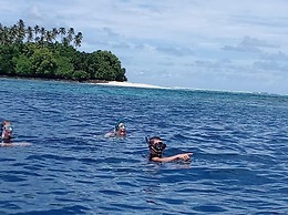 Vaiula Beach Fales