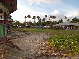 Vaiula Beach Fales