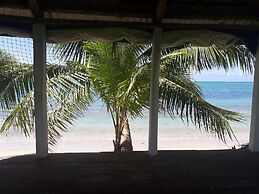 Vaiula Beach Fales