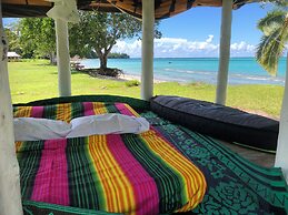 Vaiula Beach Fales