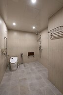 No.25 Signature Hotel Daechung