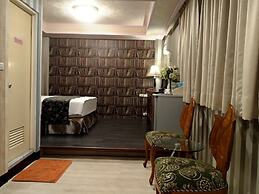 Guan Lun Hotel