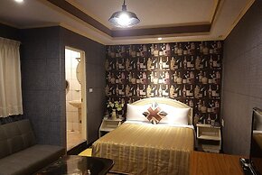 Guan Lun Hotel